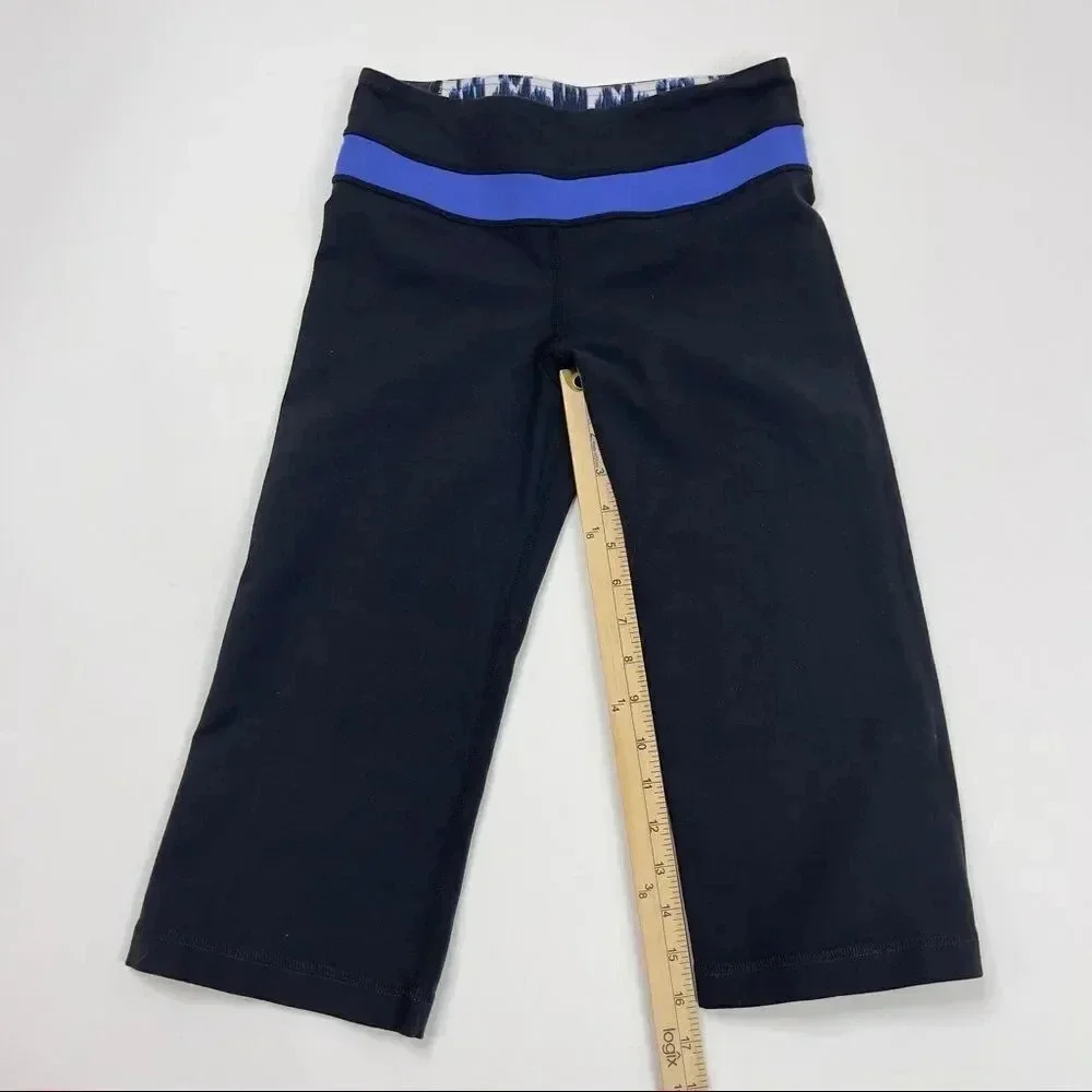 Lululemon Reversible Grove crop legging Size 4